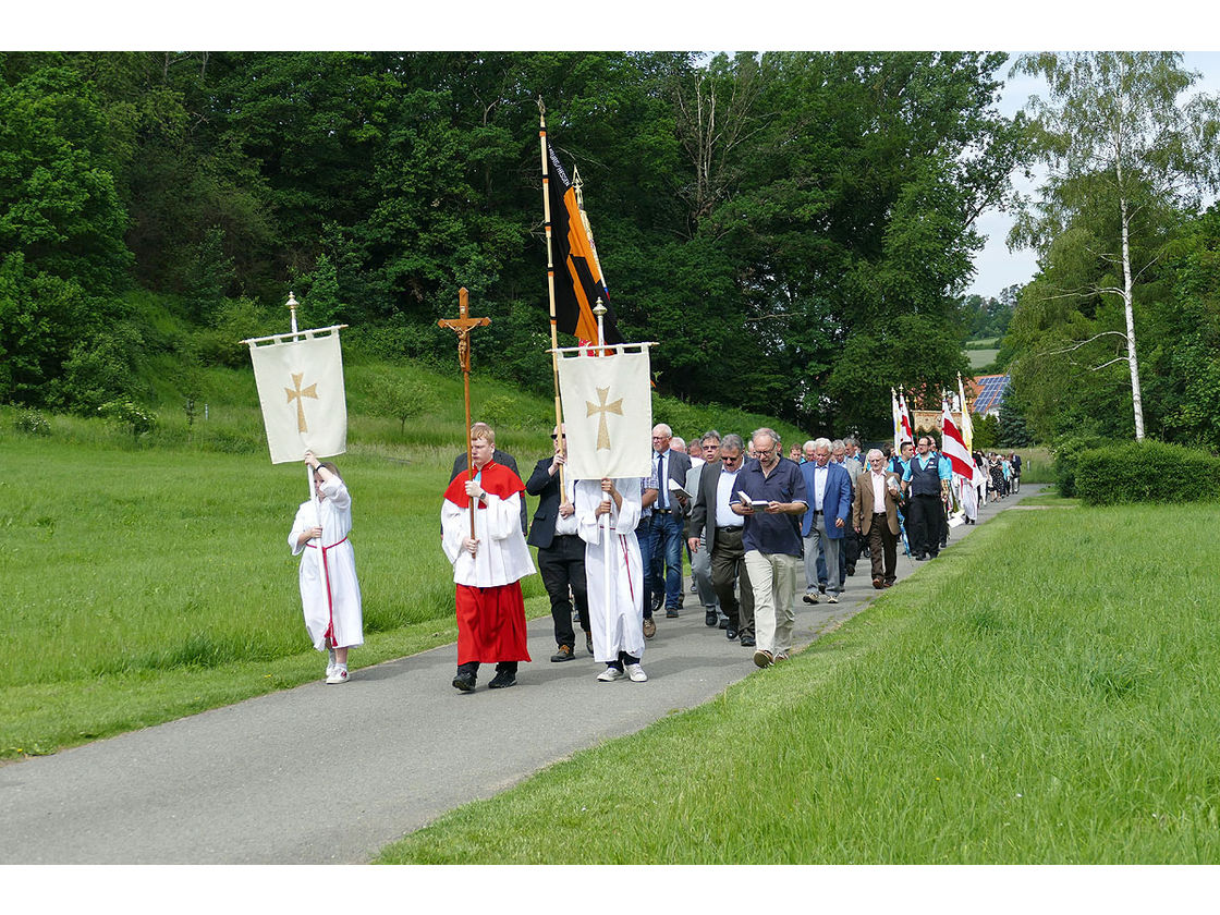 Bittprozession am Pfingstmontag (Foto: Karl-Franz Thiede)